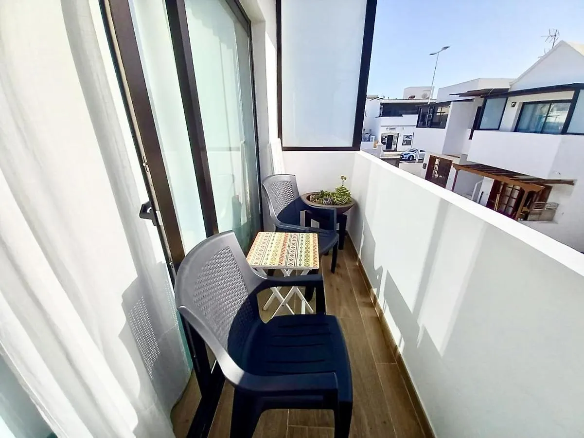 Piso Renovado A 200 Metros De La Playa Apartment Playa Honda  0*, Playa Honda (Lanzarote)